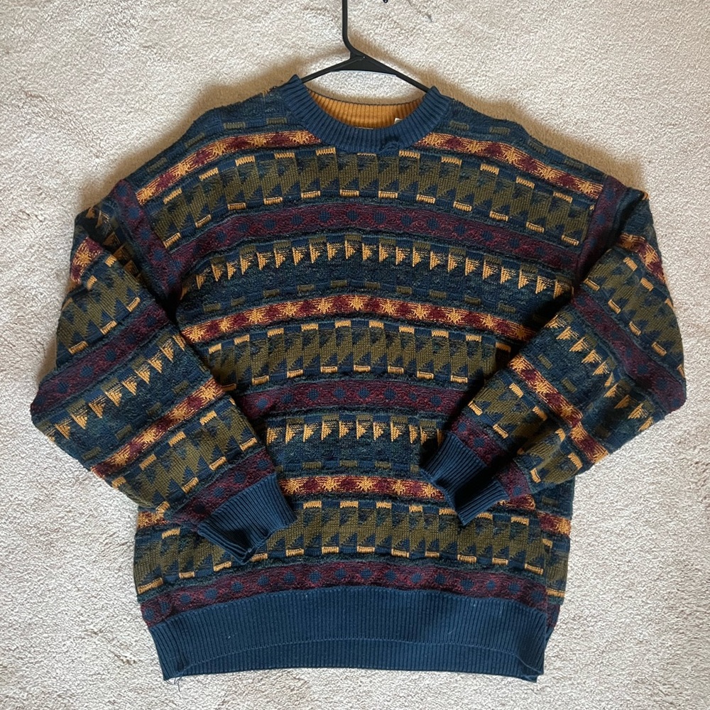 Super cute “vintage” grandpa sweater